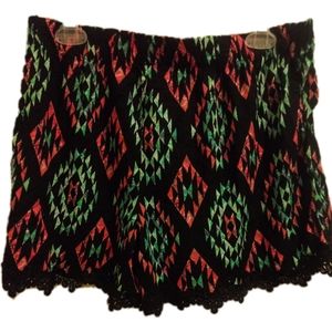 🌟3/$15 Diamond print crochet/lace trim shorts